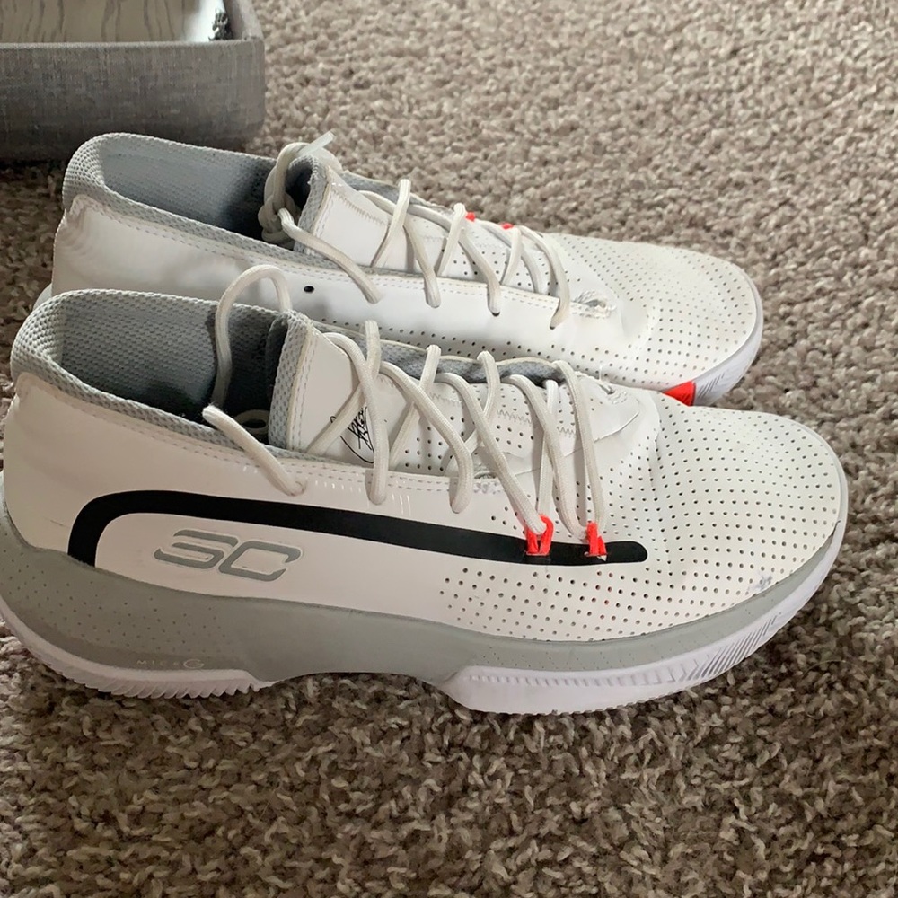 Under Armour Curry 3C basketball shoes